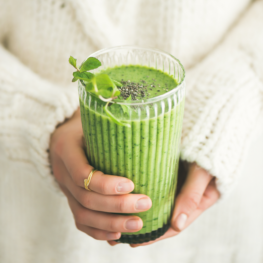 Winter Morning Energy Smoothie Recipe (Matcha + Vanilla) โโ๏ธ๐ฟ