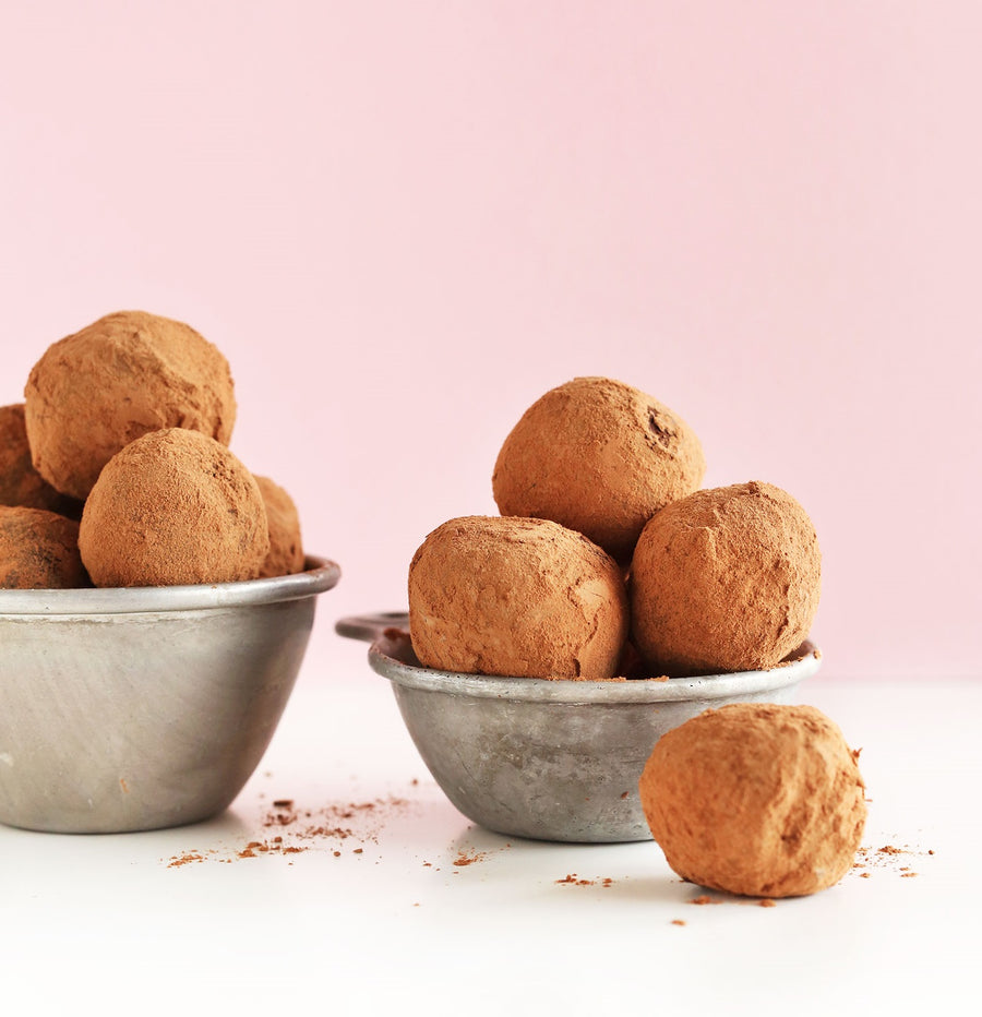 4 Ingredient Dark Chocolate Truffles
