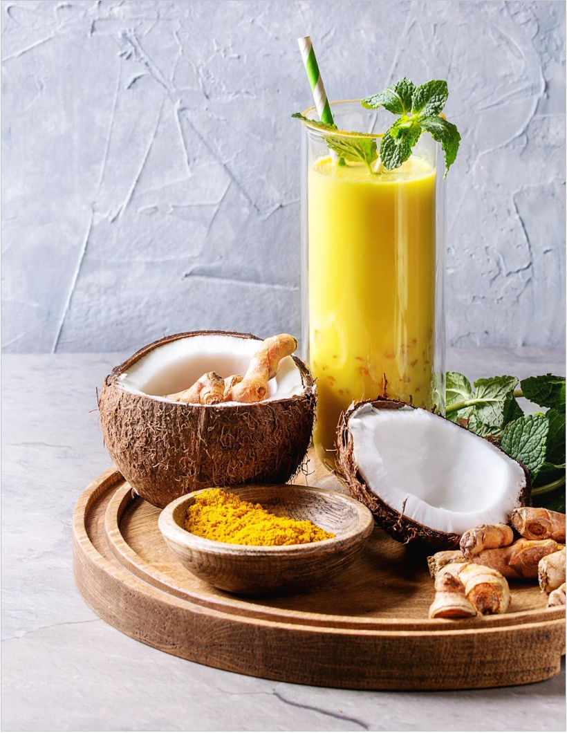 Creamy Turmeric Coconut Smoothie