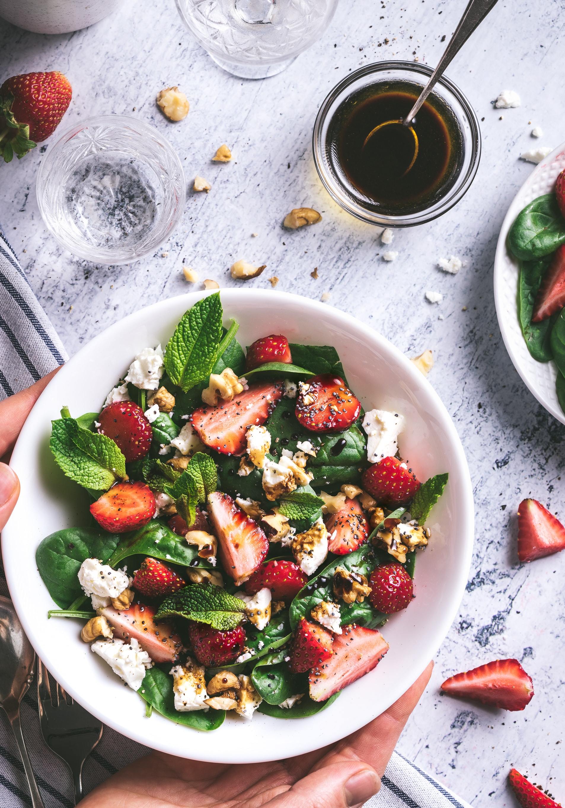 RECIPE: Organic Strawberry + Spinach Spring Salad 🍓